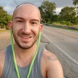 Meet your Posher, Adam